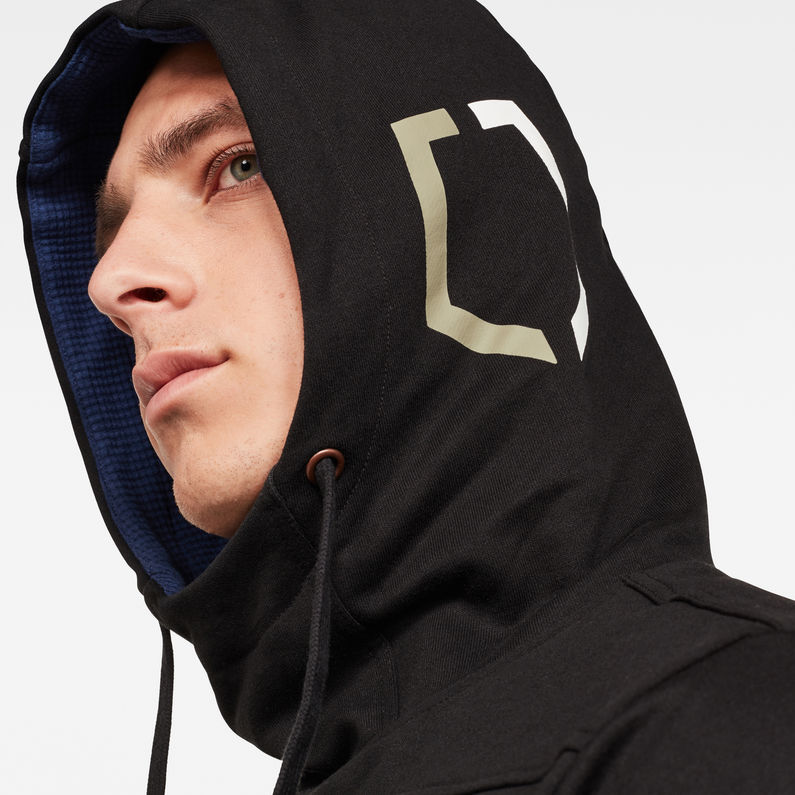 G-Star RAW® Pull Shield GR Hooded Noir detail shot