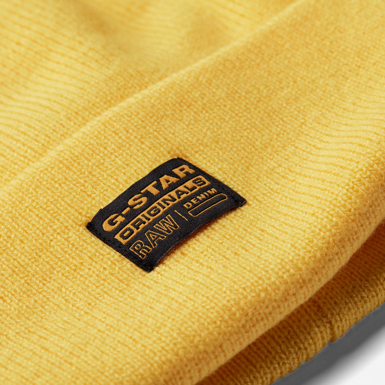 G-Star RAW® Effo Beanie Long Yellow detail shot buckle