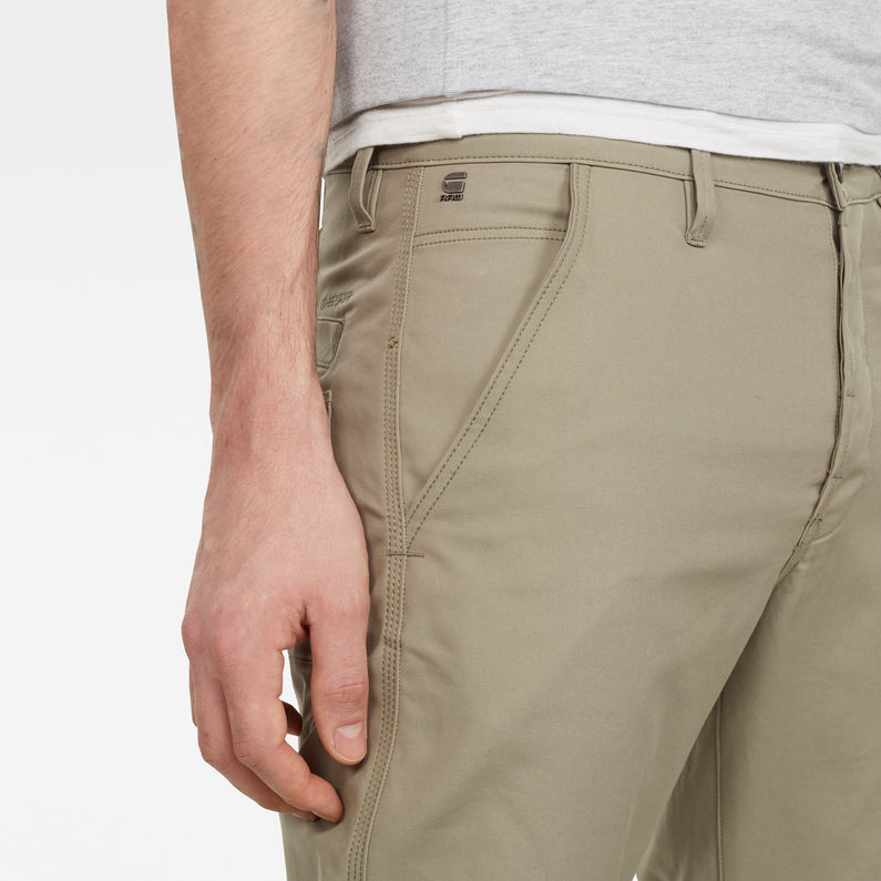 G-Star RAW® Loic Relaxed Tapered Chino Green detail shot