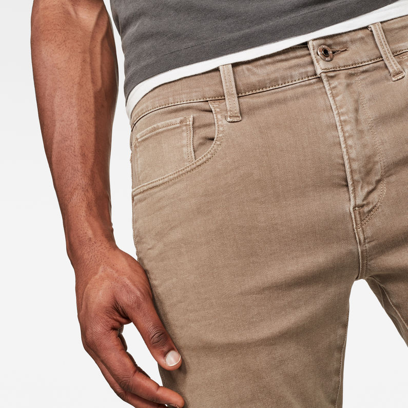 G-Star RAW® Short 3301 Slim Beige detail shot buckle