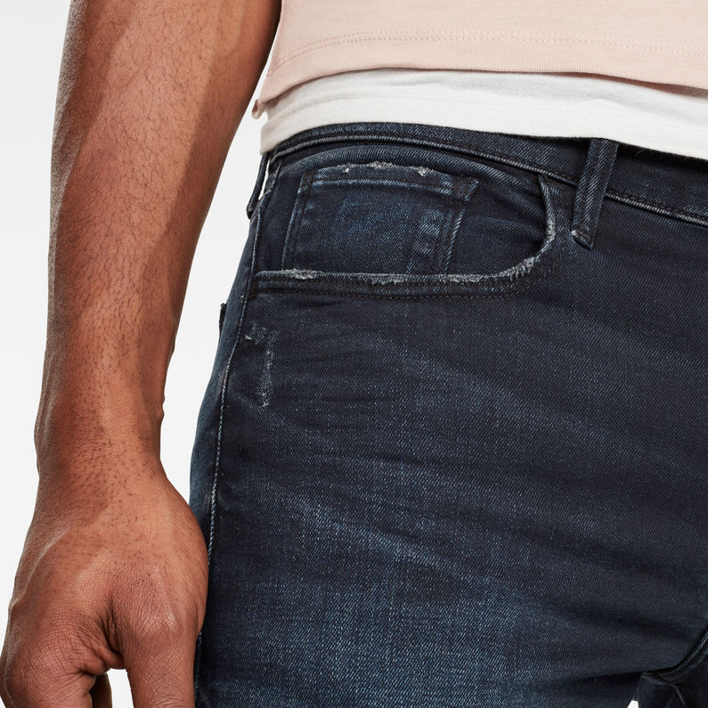 G-Star RAW® 3301 Slim Shorts Dark blue detail shot buckle