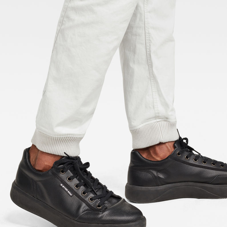 G-Star RAW® Vetar Cuffed Slim Chino Grey detail shot