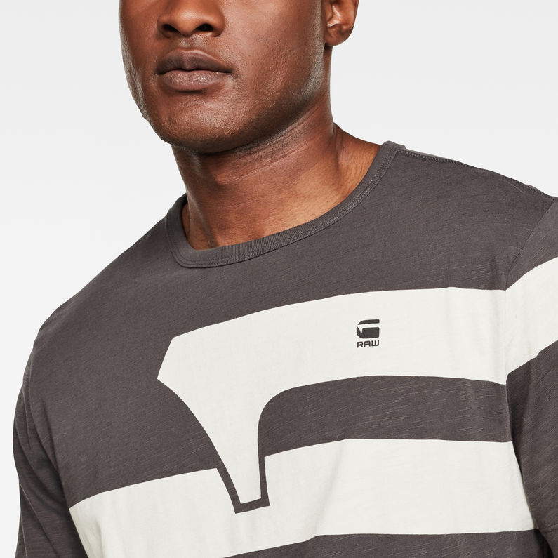 G-Star RAW® One Stripes GR T-Shirt Grey detail shot