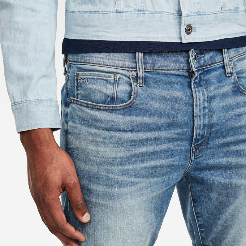 G-Star RAW® 3301 Slim Shorts Light blue detail shot buckle