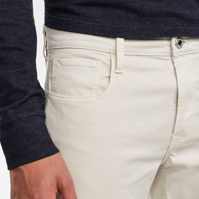 G-STAR® 3301 Slim Shorts Beige detail shot buckle