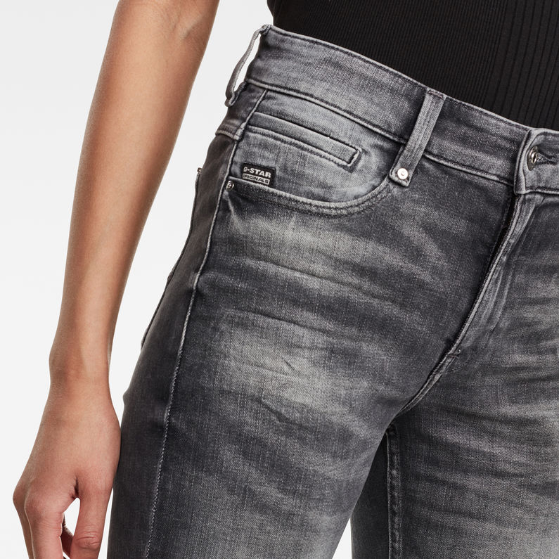 G-Star RAW® 4311 Noxer High Slim Short Raw Edge Grey detail shot buckle