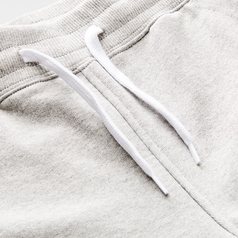 G-Star RAW® Tapered Trainer Shorts Gris detail shot