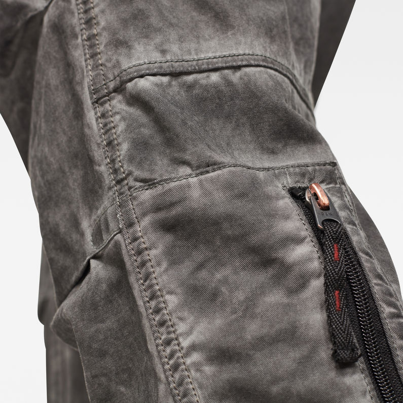 G-STAR® Arris Straight Tapered Hose Grau detail shot