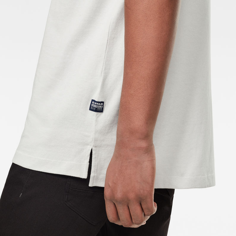 G-Star RAW® Center Chest Logo GR Loose T-Shirt Grey detail shot