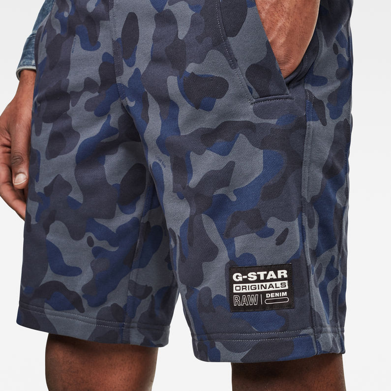 G-Star RAW® Brush Camo Sweat Shorts Dunkelblau detail shot