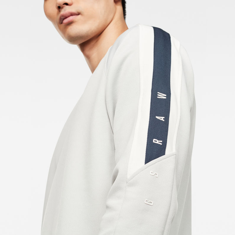 G-Star RAW® Side Stripe Crew Grey detail shot