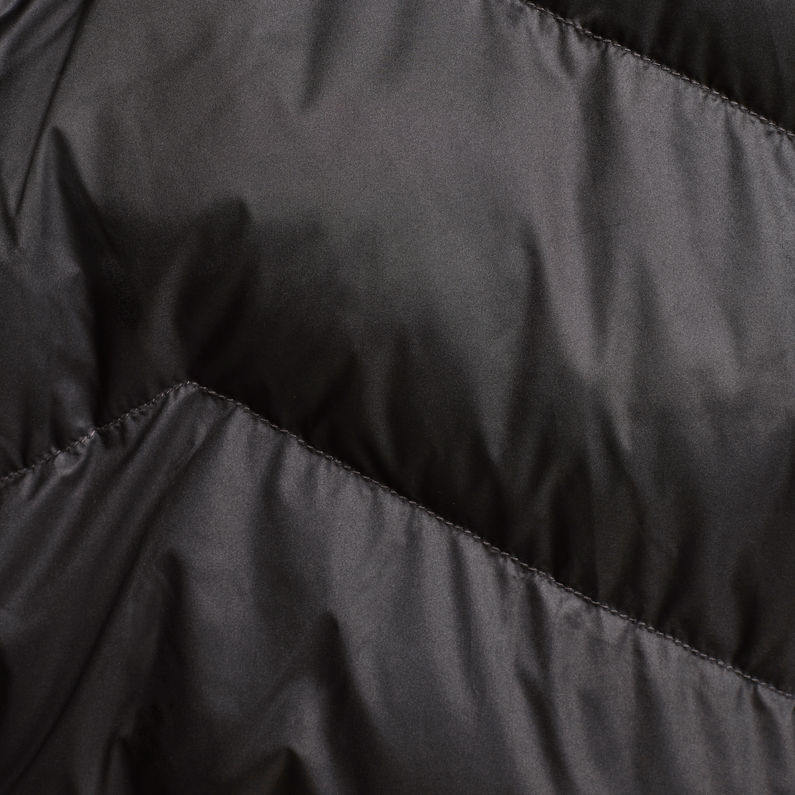 G-STAR® Whistler Hooded Puffer Zwart fabric shot