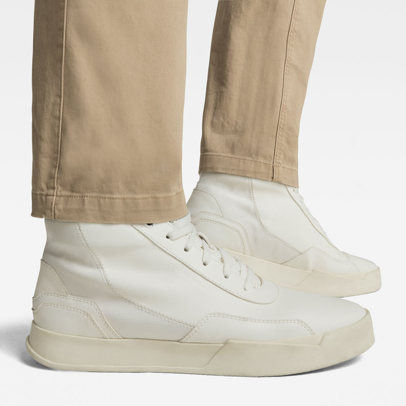 G-Star RAW® Vetar Slim Chino Brown detail shot
