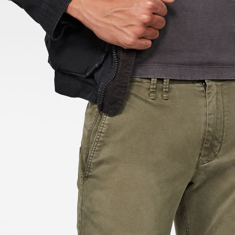 G-STAR® Vetar Slim Chino Green detail shot