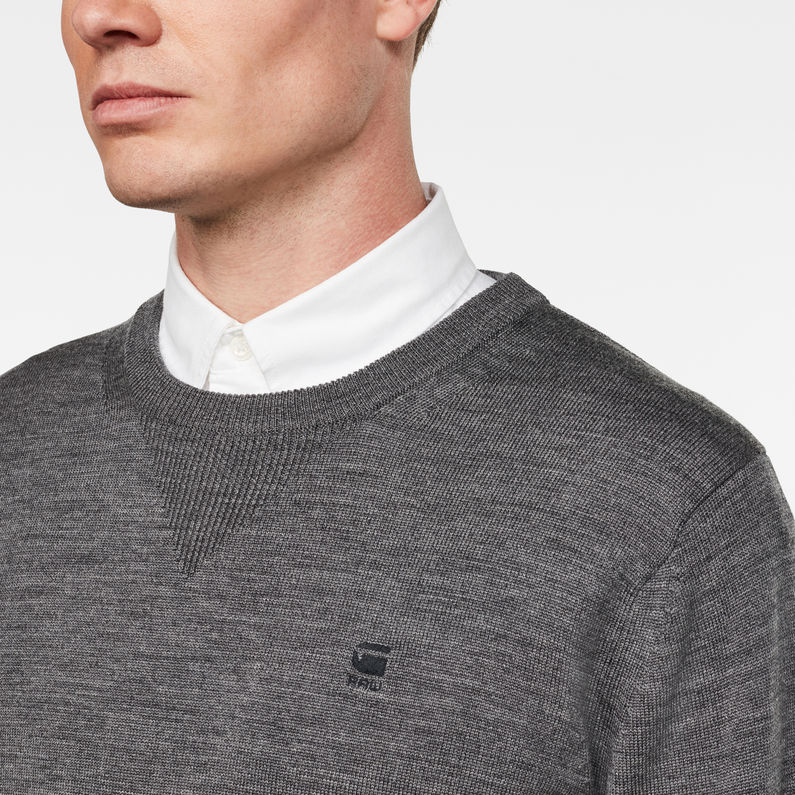 G-STAR® Premium Basic Knitted Sweater Grey detail shot