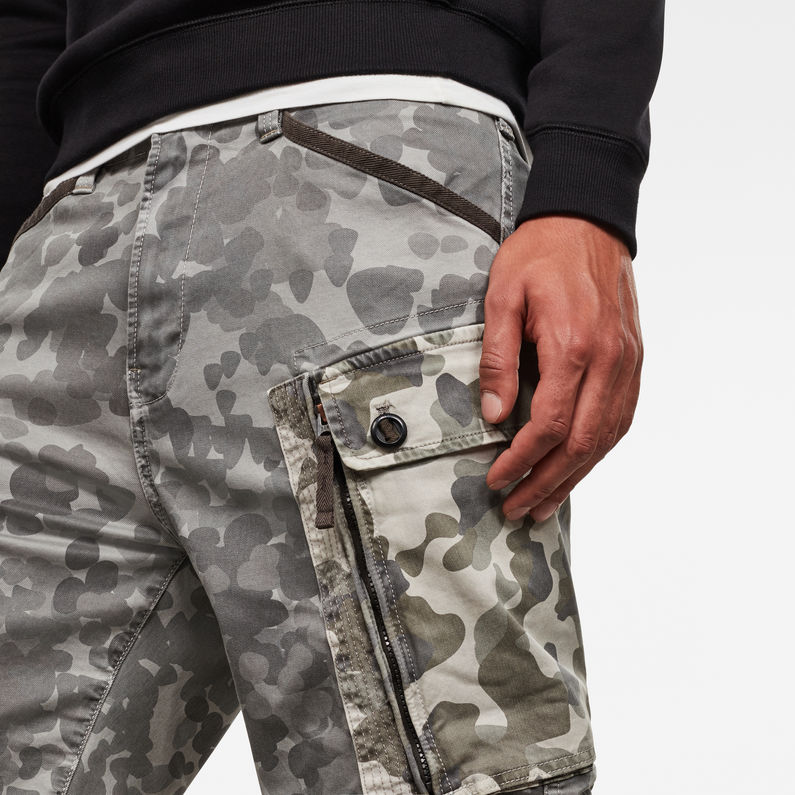 G-Star RAW® Roxic Cargo Shorts Green detail shot