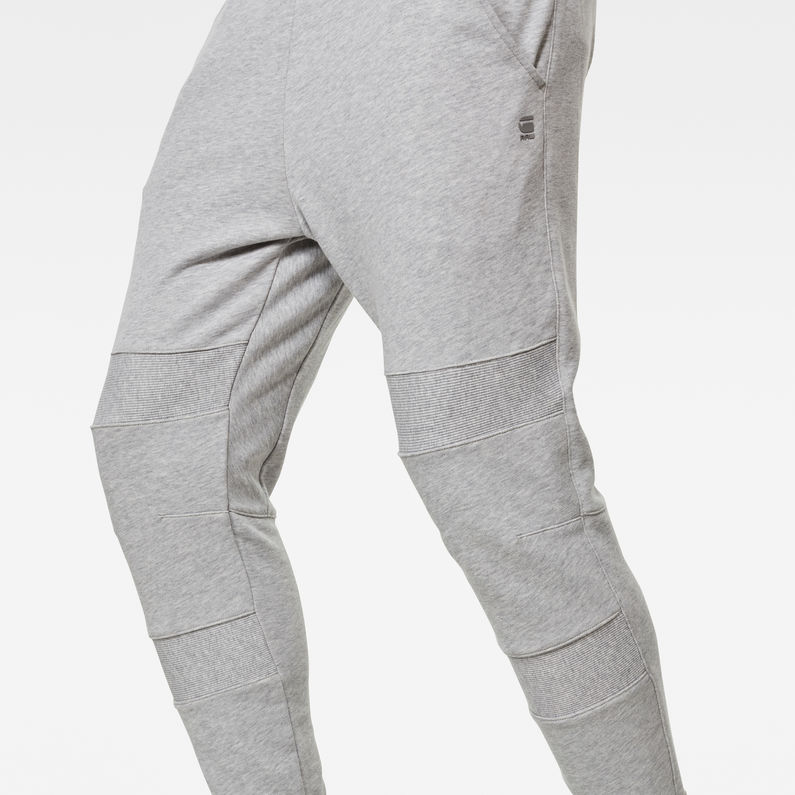 G-Star RAW® Motac Slim Tapered Sweatpants Grau detail shot