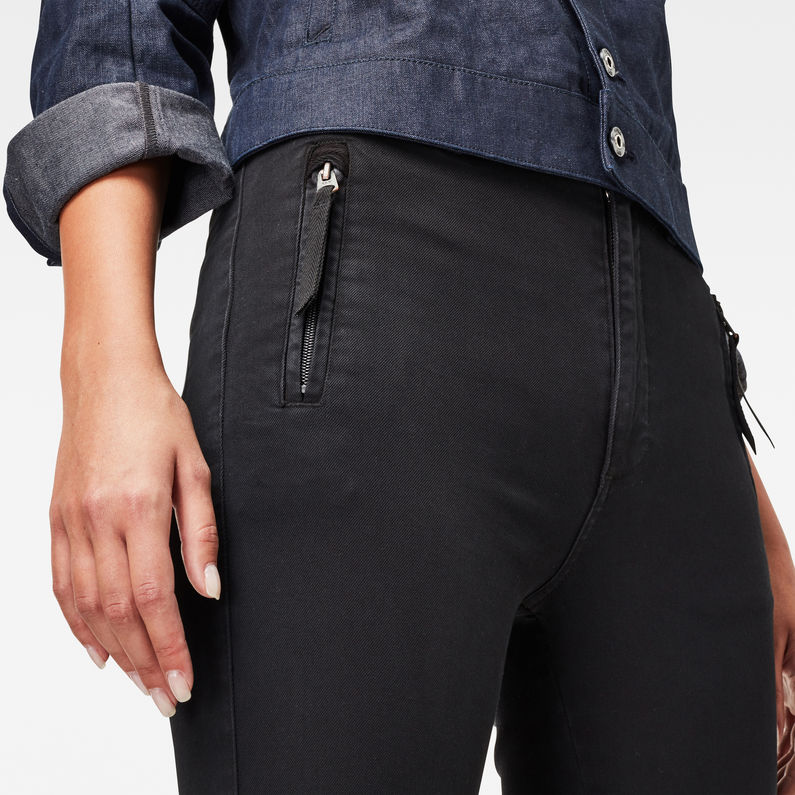 G-Star RAW® Weld High Slim Chinohose Schwarz detail shot