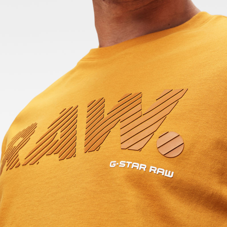 G-Star RAW® Camiseta 3D Raw. Logo Slim Amarillo detail shot