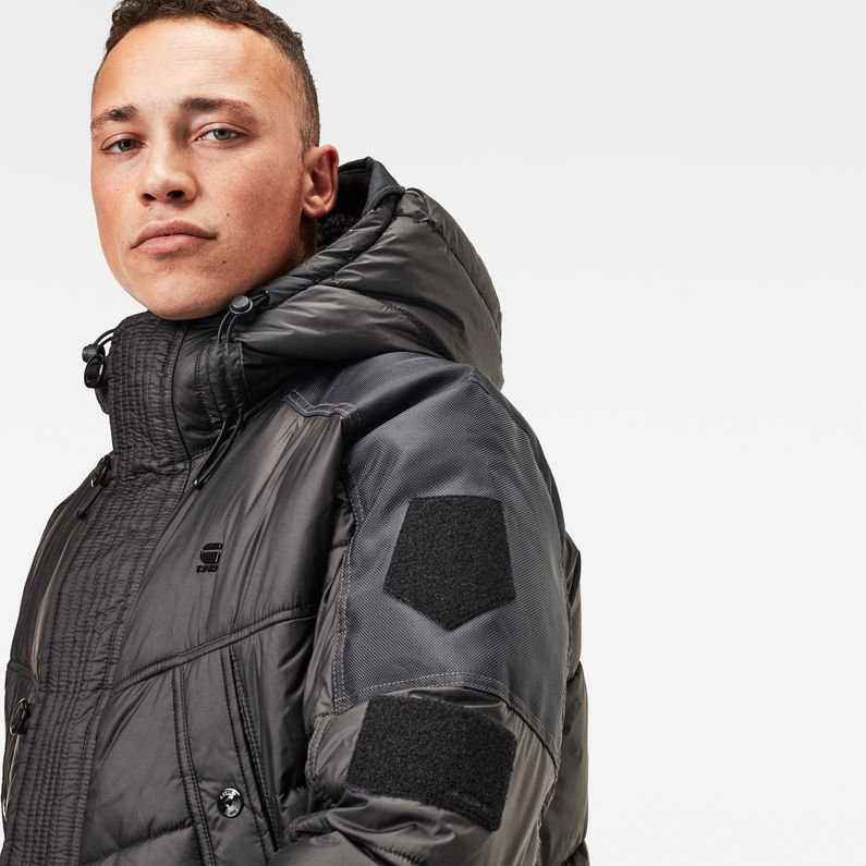 G-STAR® Utility Quilted Hooded Extra Long Parka Black detail shot