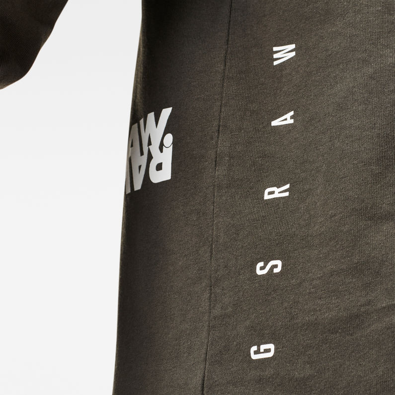 G-Star RAW® Camiseta Multi Logo Korpaz Gris detail shot