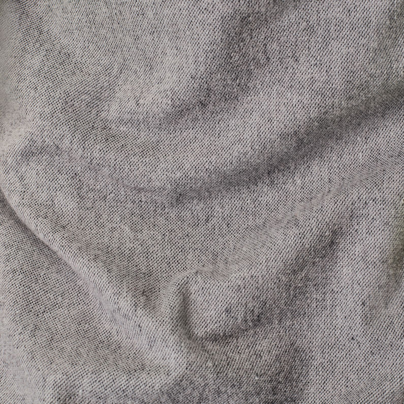 G-Star RAW® Vetar Slim Chino Grey fabric shot