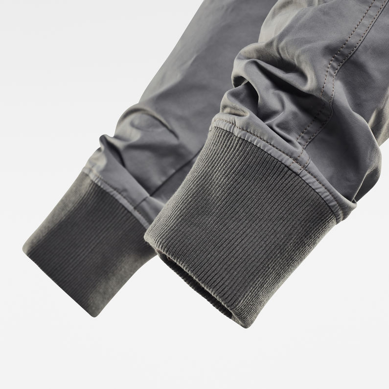 G-STAR® E Relaxed Tapered Cargohose Grau fabric shot