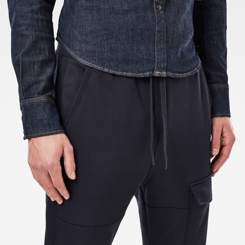 G-Star RAW® Pantalon de survêtement Side Stripe Utility Bleu foncé detail shot