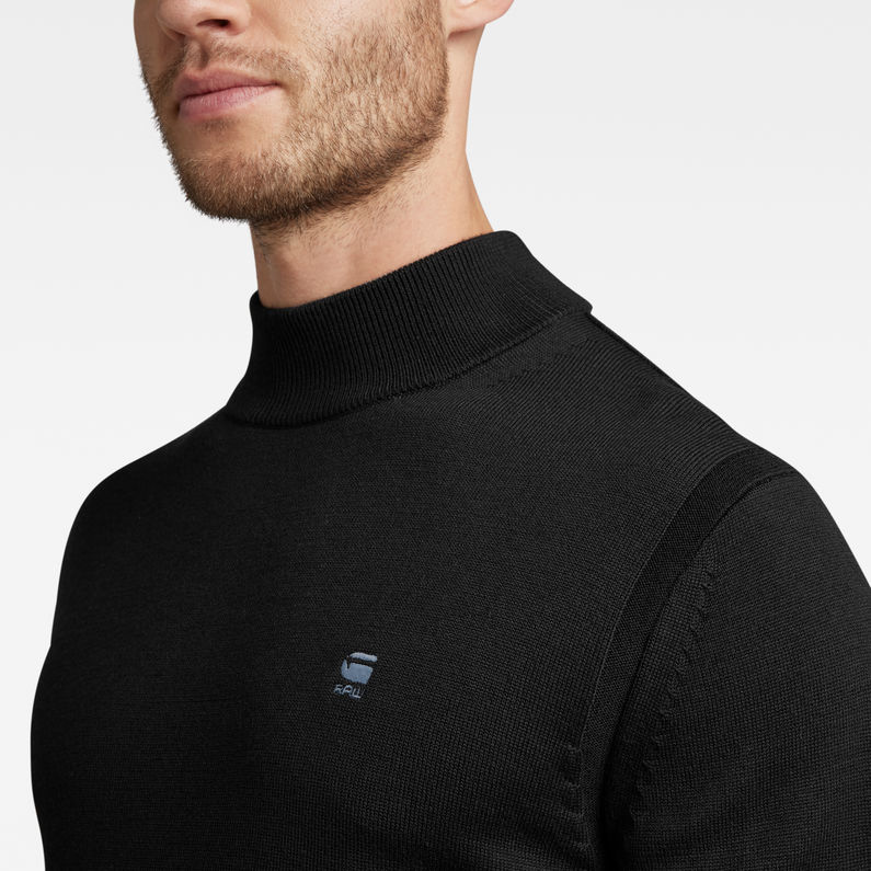 G-Star RAW® Pull Premium Core Mock Noir detail shot