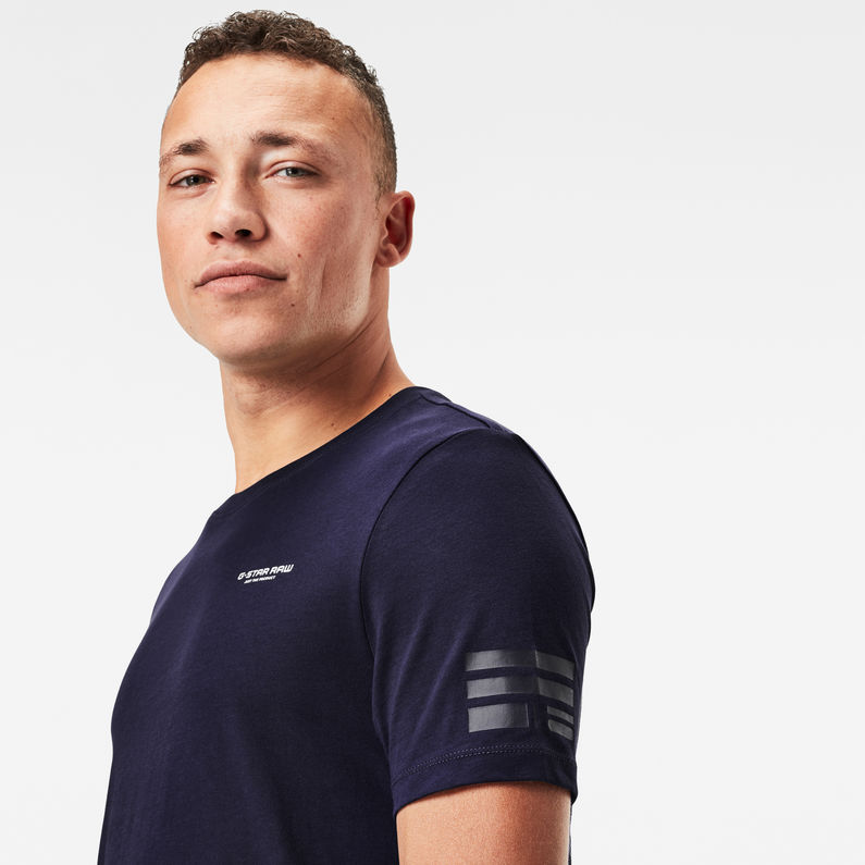 G-Star RAW® Text GR Slim T-Shirt Donkerblauw detail shot