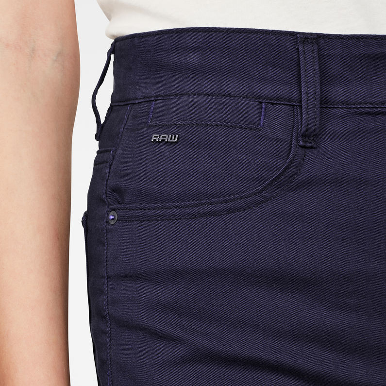G-Star RAW® Pantalones Tedie Ultra High Straight Ripped Edge Ankle Azul oscuro detail shot