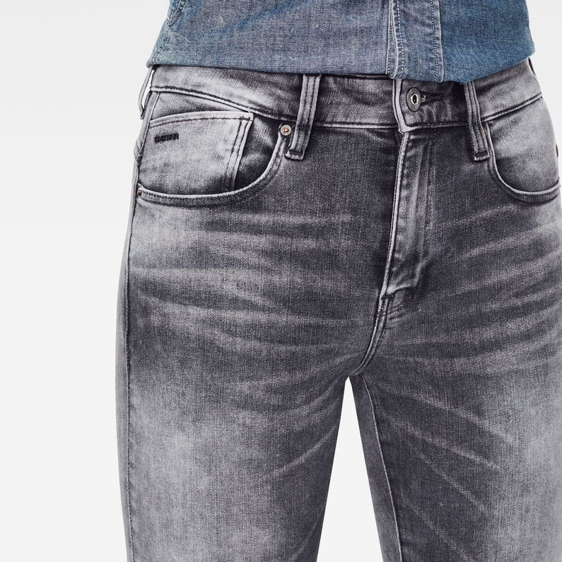 G-Star RAW® Lhana Skinny Jeans Grijs detail shot buckle