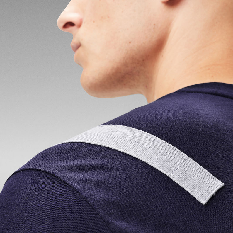 G-Star RAW® T-Shirt Shoulder Tape Reflective Logo Bleu foncé