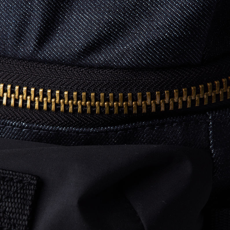 G-Star RAW® Estan Detachable Pocket Rugzak Dunkelblau fabric shot