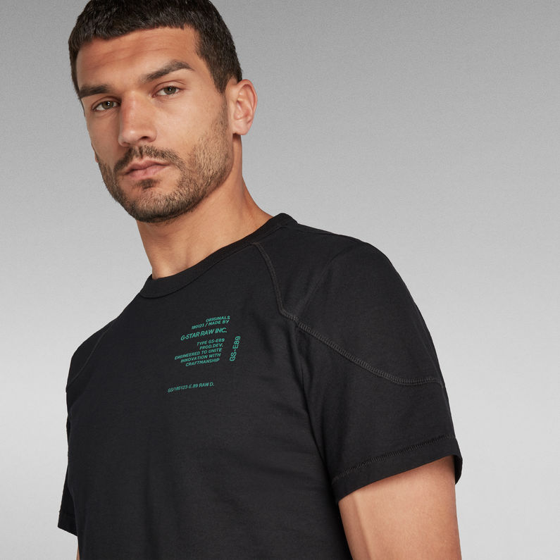 Shoulder Panel R T-Shirt | Black | G-Star RAW® CA