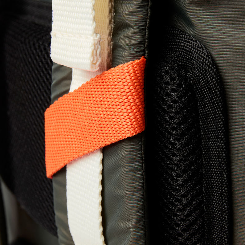 G-STAR® E Detachable Pocket Rugzak Groen fabric shot