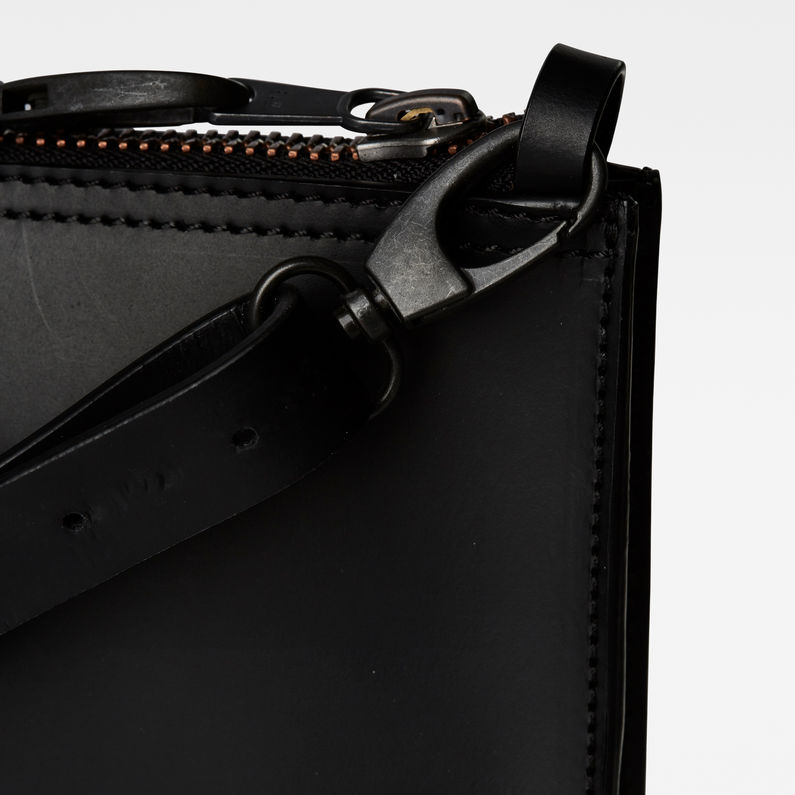 G-Star RAW® Pochette Leather Noir inside view