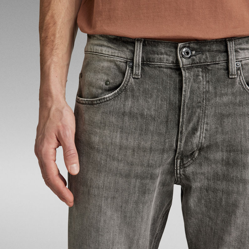 G-STAR® Triple A Straight Jeans Grau