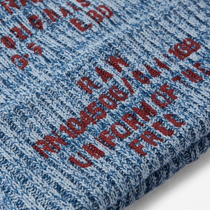 G-STAR® Text Print Beanie Multi color detail shot buckle