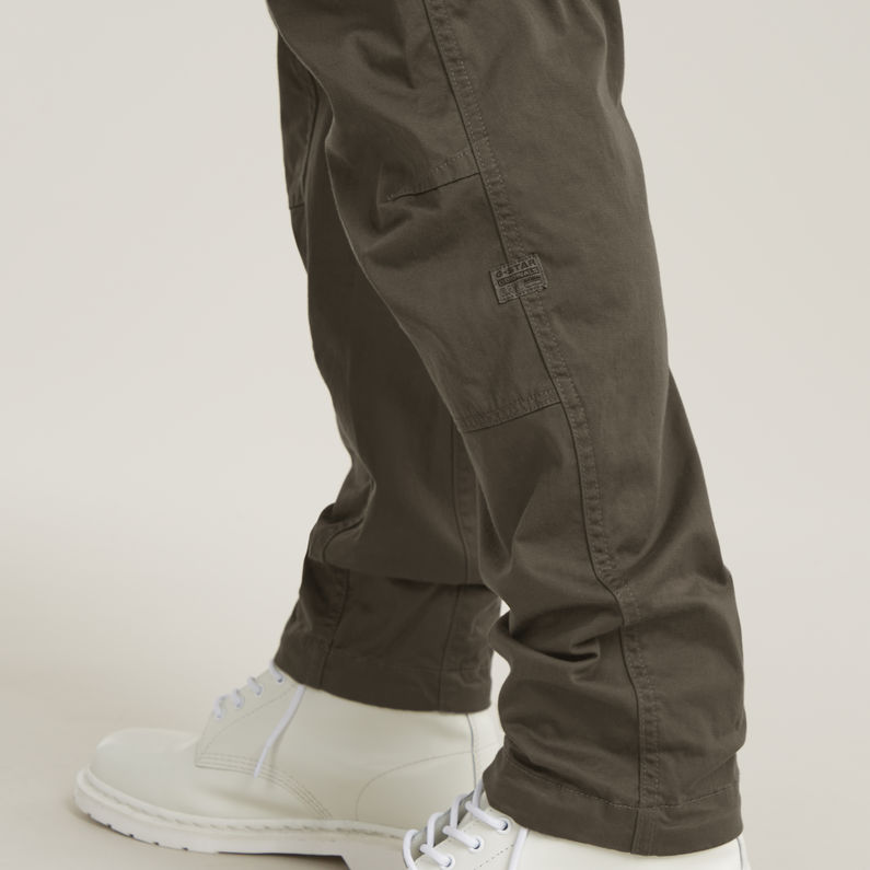 3D Regular Tapered Cargo Pants, Grey