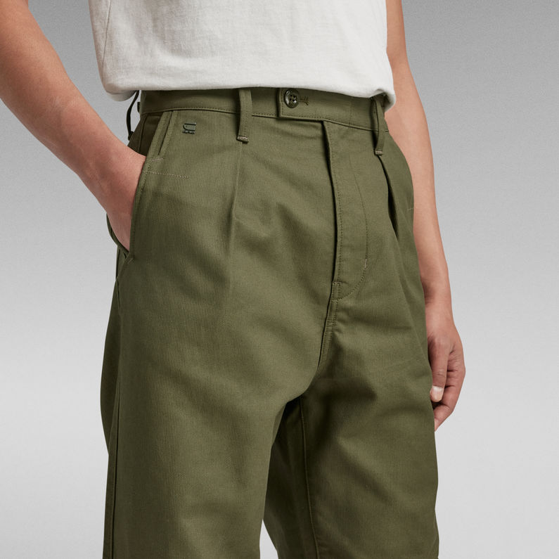 g-star-raw-unisex-pleated-relaxed-chino-green