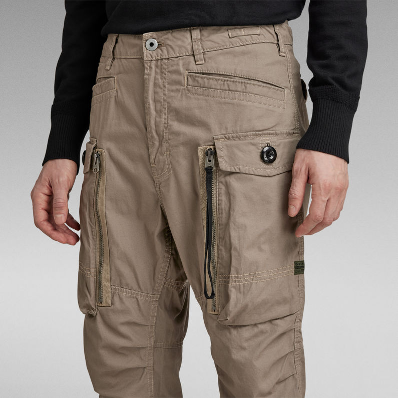 Long Pocket Zip Relaxed Tapered Cargo Pants | ブラウン | G