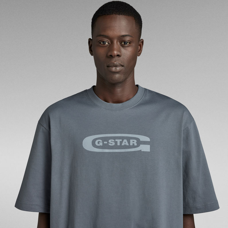 g-star-raw-camiseta-old-school-logo-boxy-gris