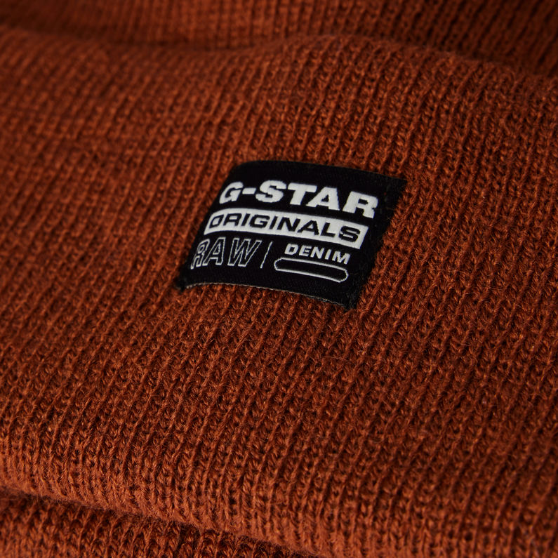 g-star-effo-long-beanie--detail-shot-buckle