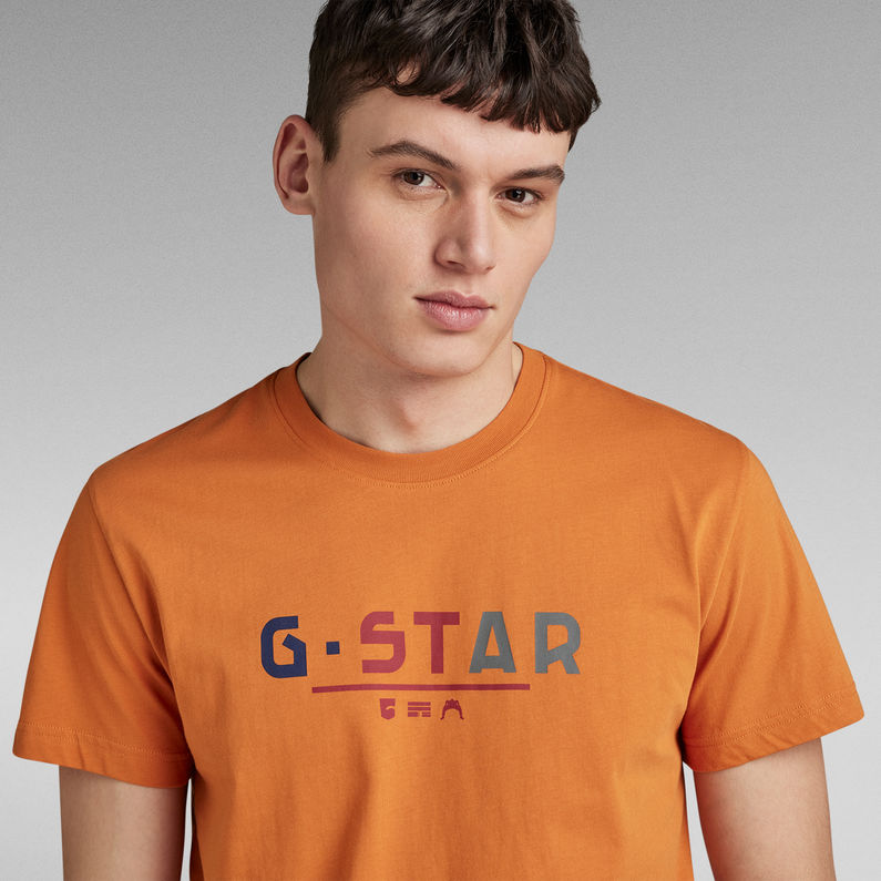 g-star-raw-multi-logo-graphic-t-shirt-oranje