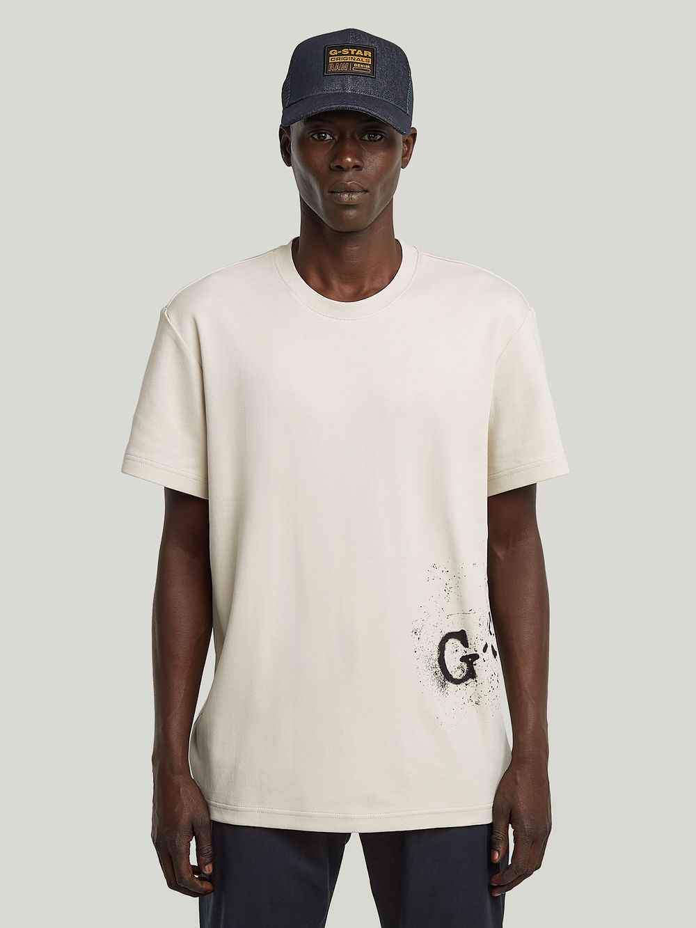 PERVERZE DISTRESS Regular T-Shirt ホワイト DISTRESS Regular T-Shirt/White｜PERVERZE | パーバーズの公式