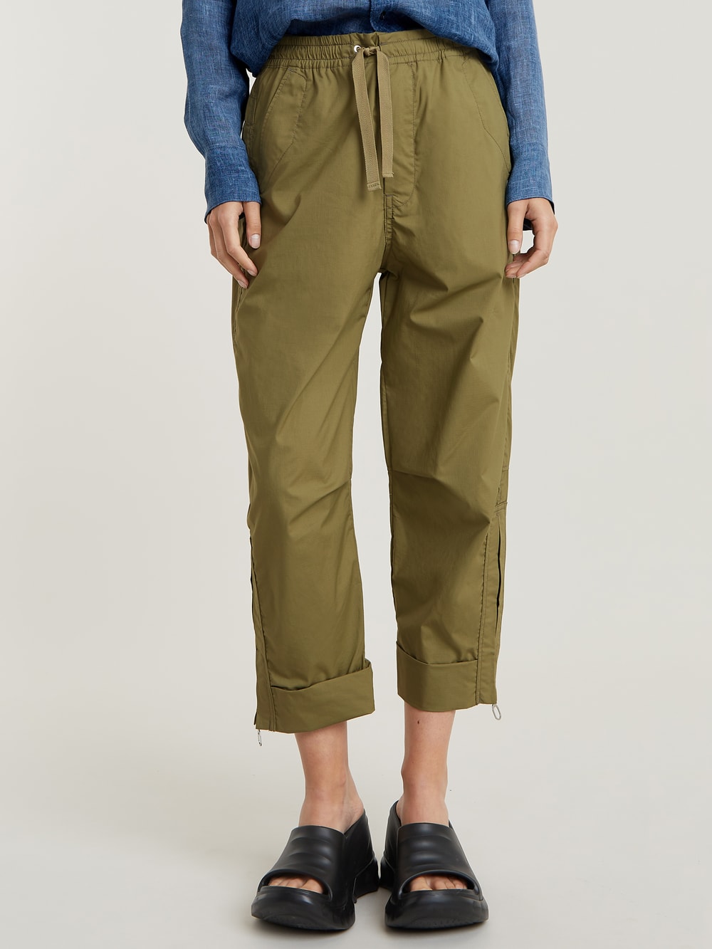 ボトムスその他 OFF WHITE Women Pants OWCF026S25FAB002 5801 Green Off-White - Green cargo trousers | Exclusive Designer