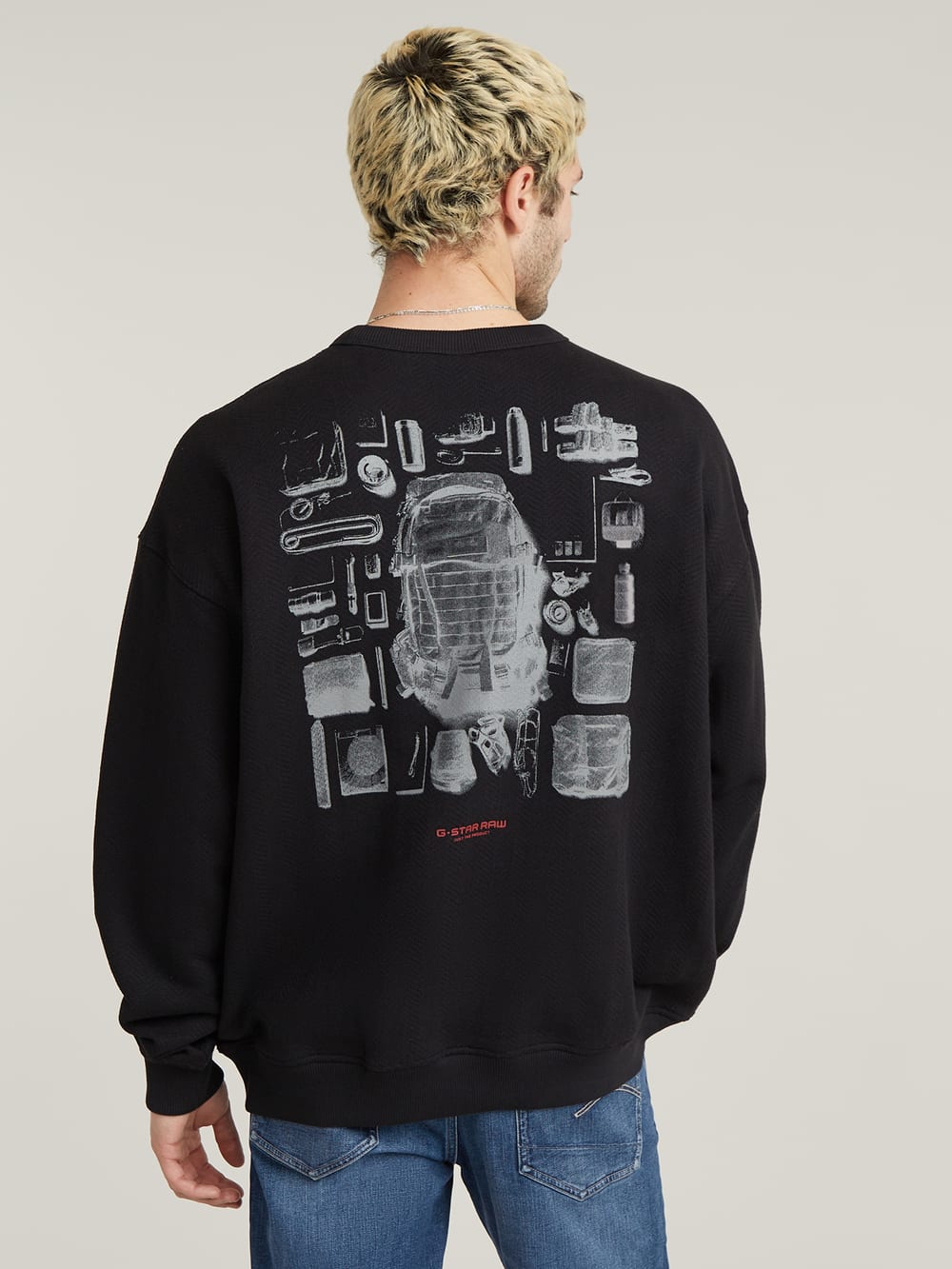 Sweater graphic outlet