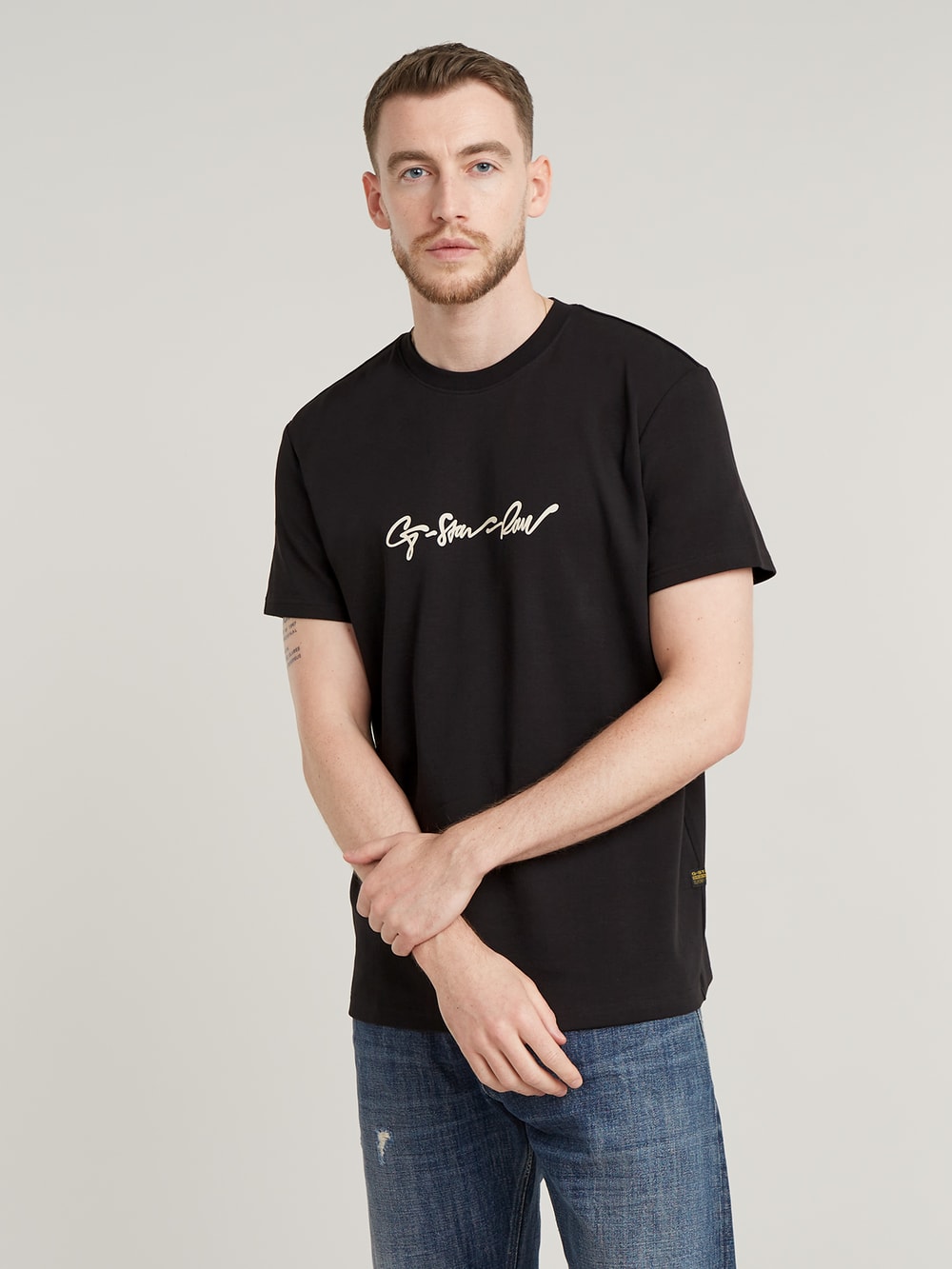 送料込★G-Star★Embro G-Script Logo 半袖Tシャツ Embro G-Script Logo Top | White | G-STAR® US