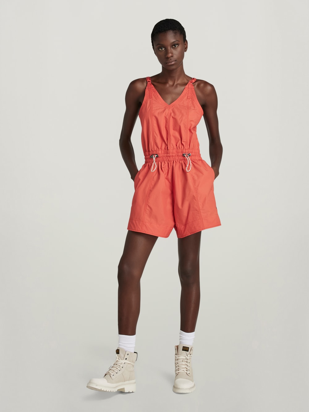 Red festival outfits 2025
